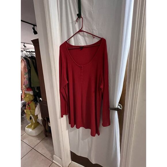 Torrid Red Waffle Knit Long Sleeve Henley Top Size 4 - Picture 1 of 4